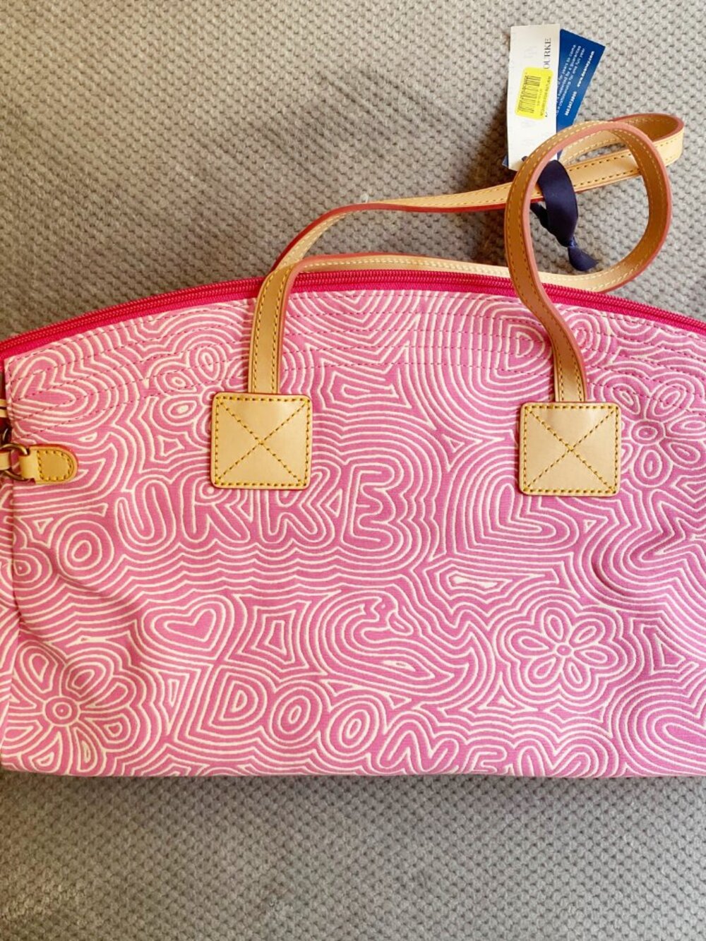 NWT Dooney & Bourke Carla graffiti swirl brocade fabric logo bag - Picture 4 of 5